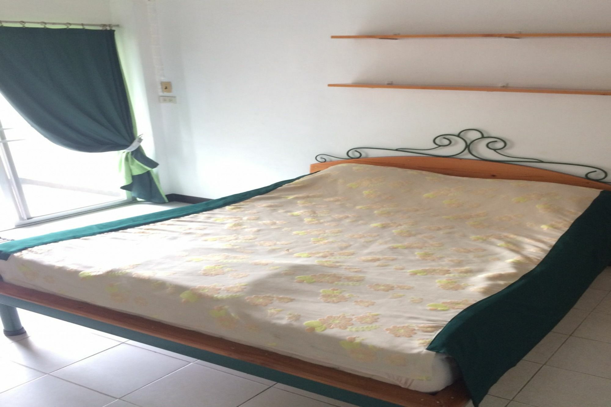 Baan Khun Mae Apartment Bangkok Luaran gambar